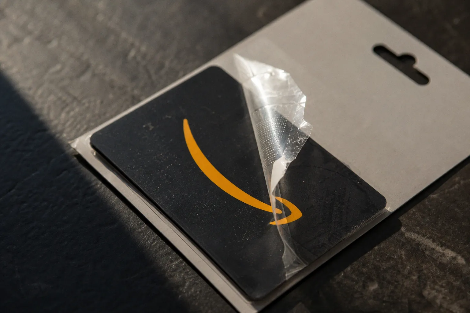 Баланс подарочной карты Amazon: способы проверки кода без активации